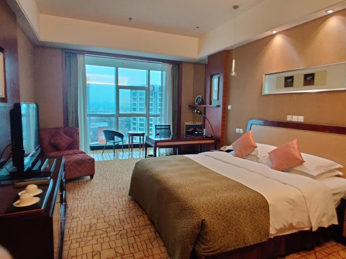 Empark Grand Hotel Kunming Dış mekan fotoğraf
