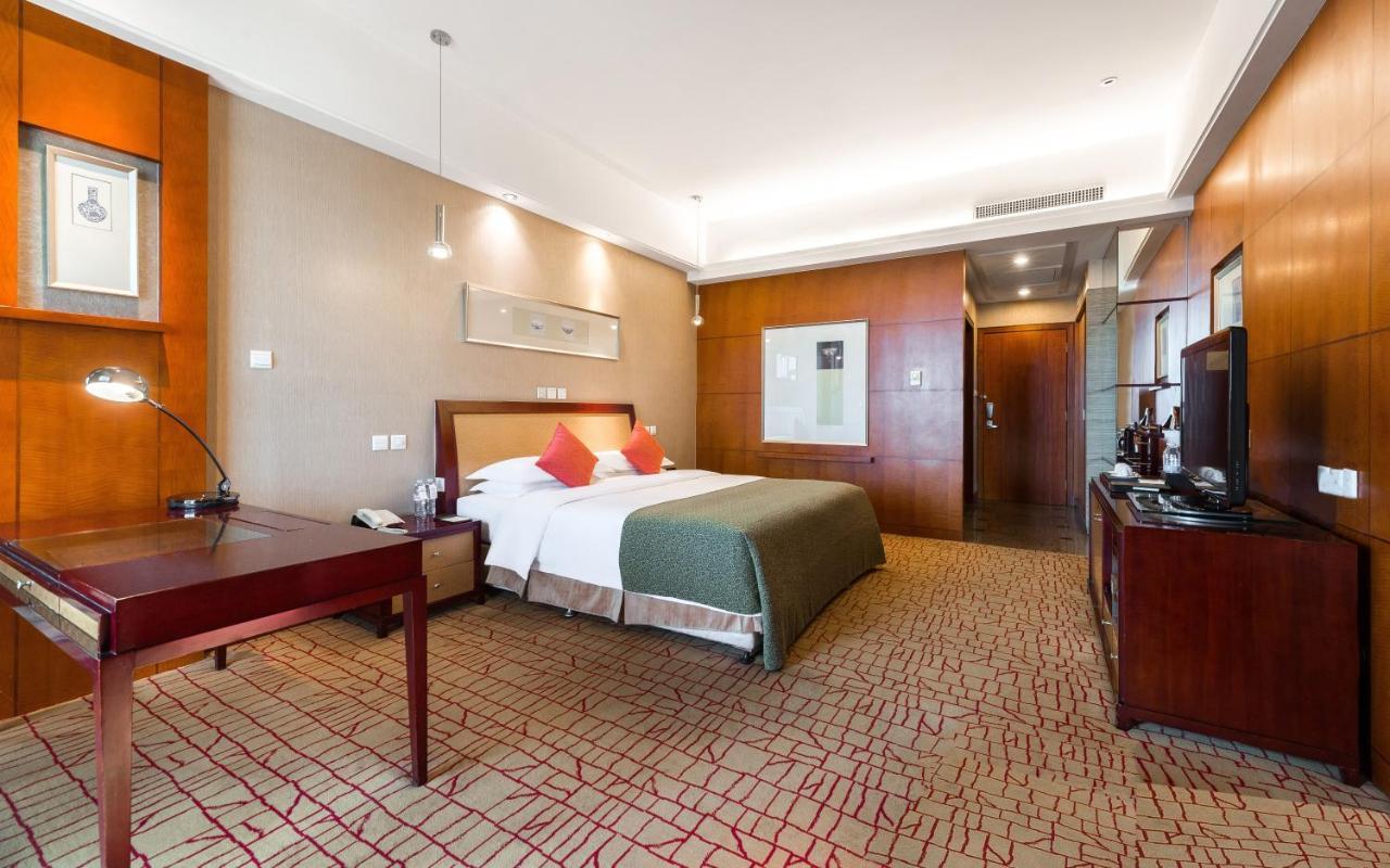 Empark Grand Hotel Kunming Dış mekan fotoğraf