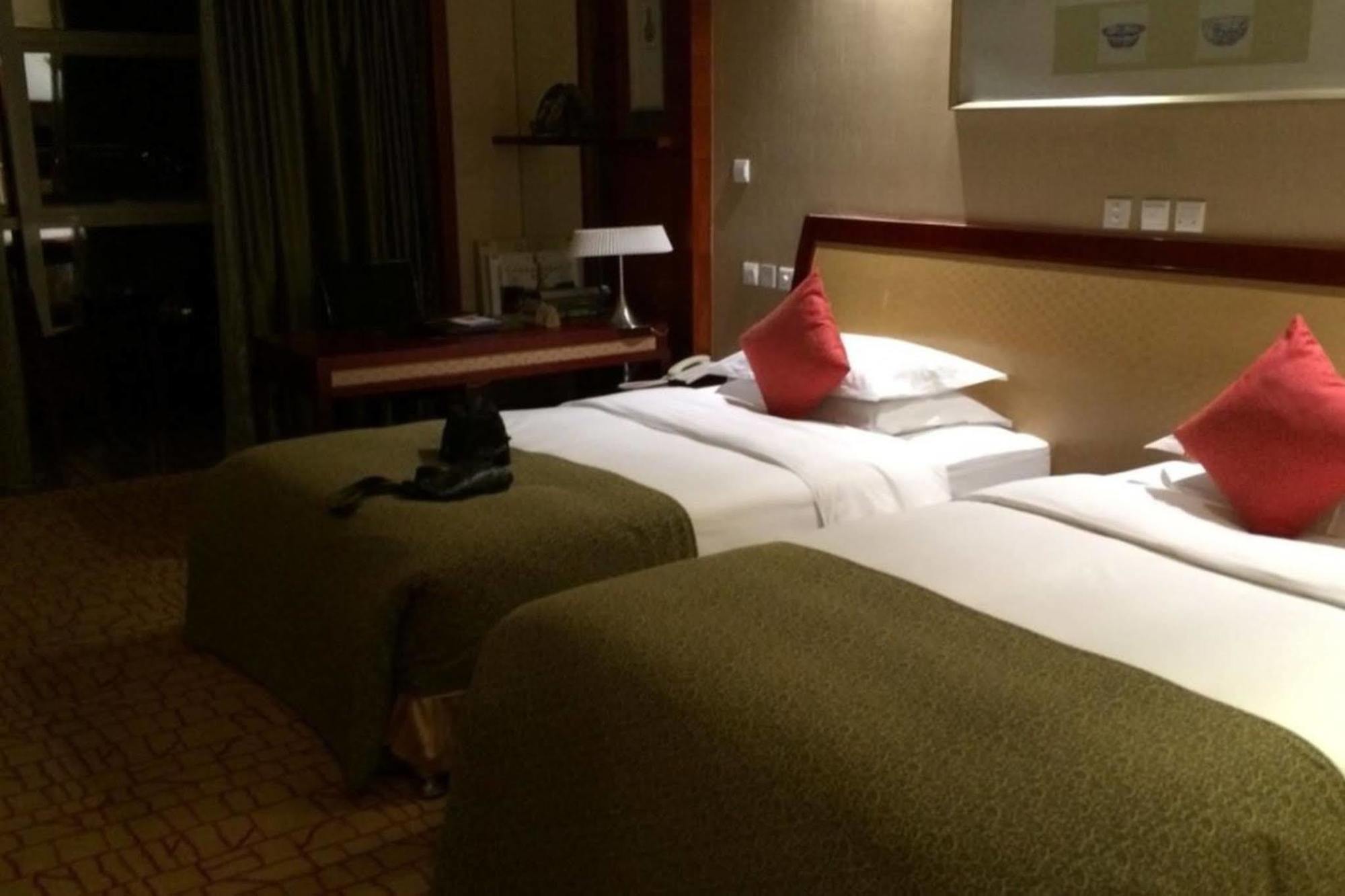 Empark Grand Hotel Kunming Dış mekan fotoğraf