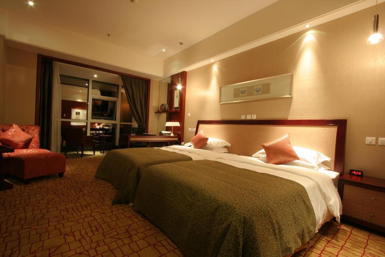 Empark Grand Hotel Kunming Dış mekan fotoğraf